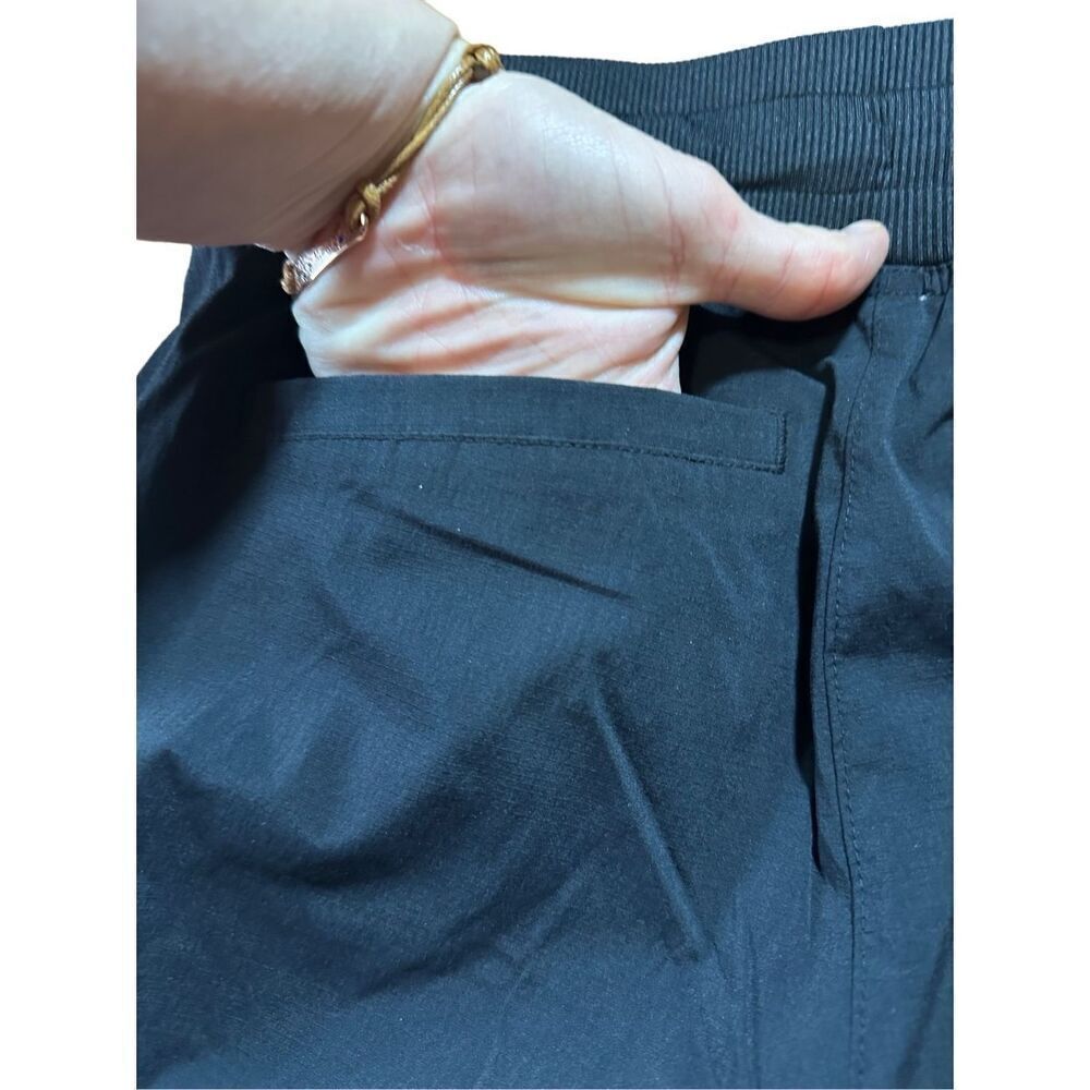 Kyodan Outdoors womens black pull-on hiking shorts sz XS 7” inseam - Picture 6 of 7